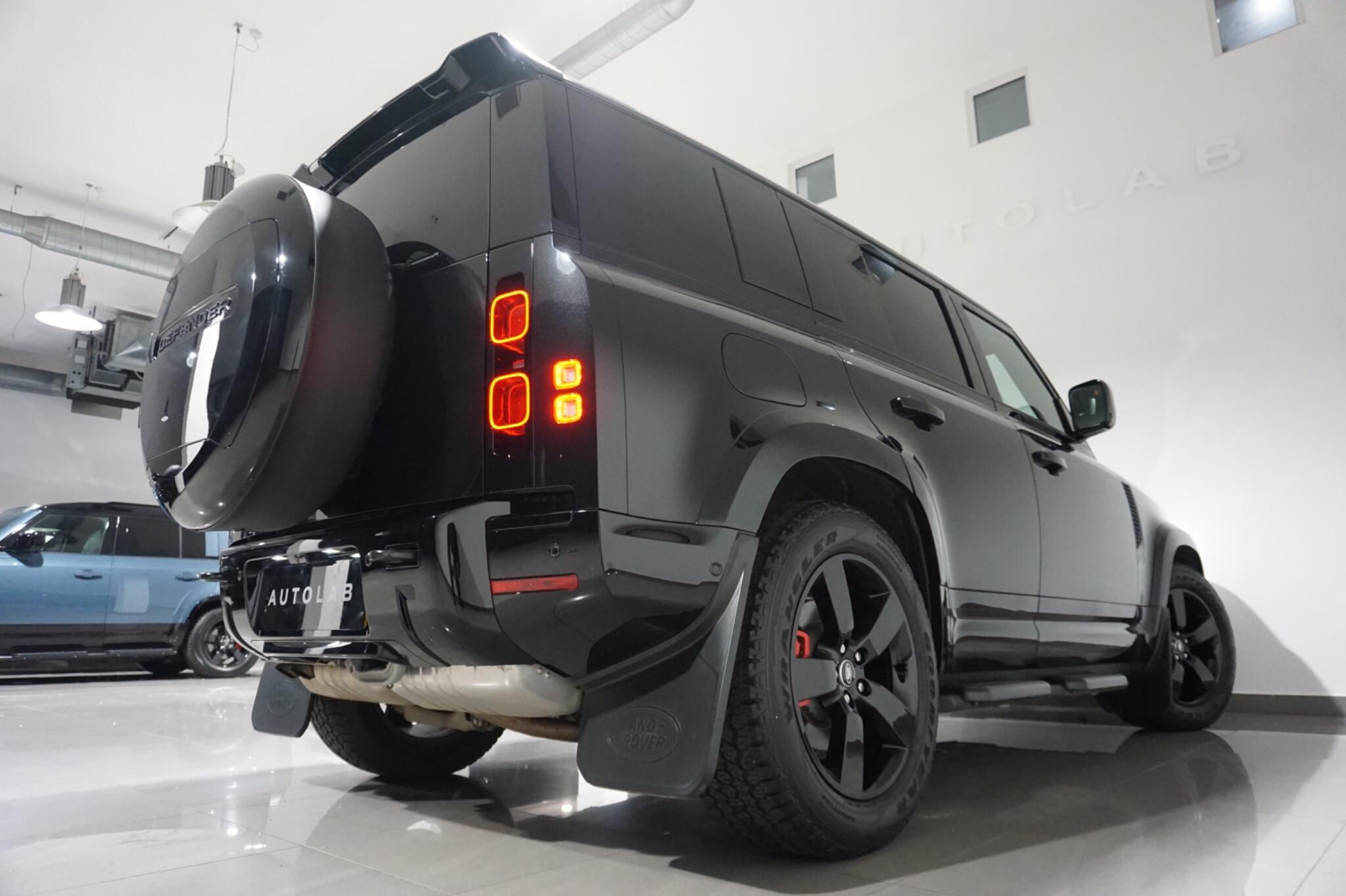 Land Rover Defender 110 3.0 D350 MHEV X-Dynamic SE SUV 5dr Diesel Auto 4WD Euro 6 (s/s) (350 ps)